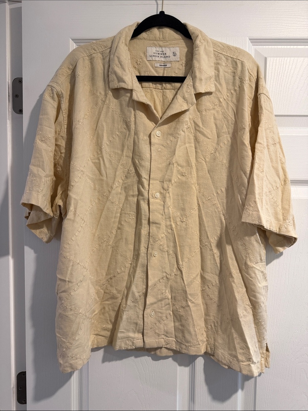 Abercrombie & Fitch Short-Sleeve Cream Textured Button-Down Shirt